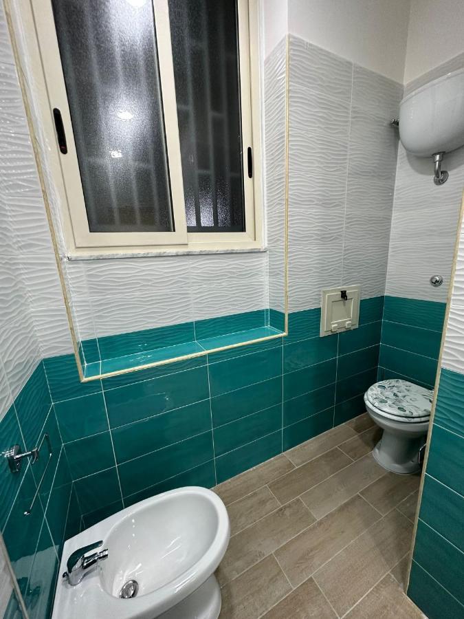 Bed and Breakfast Napoli Centro - La Casa Di Cate Exterior foto