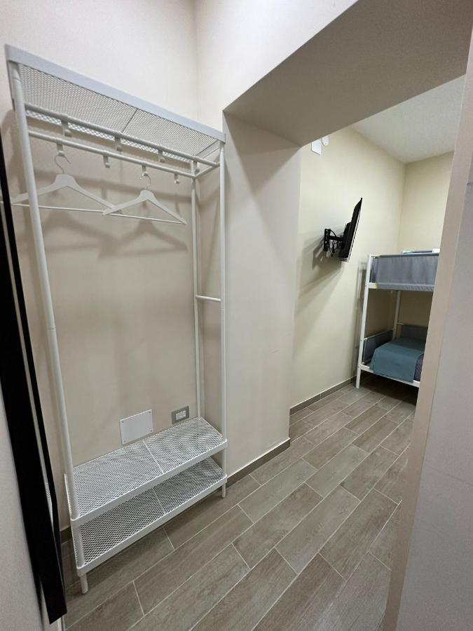 Bed and Breakfast Napoli Centro - La Casa Di Cate Exterior foto