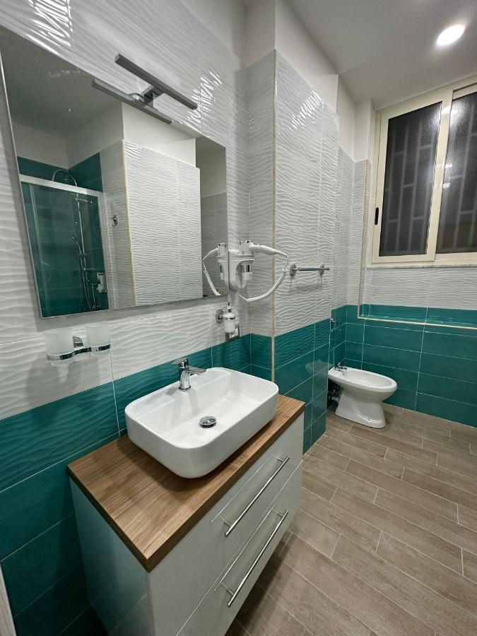 Bed and Breakfast Napoli Centro - La Casa Di Cate Exterior foto