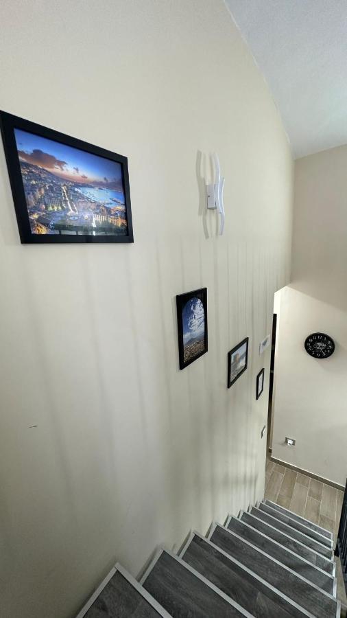 Bed and Breakfast Napoli Centro - La Casa Di Cate Exterior foto